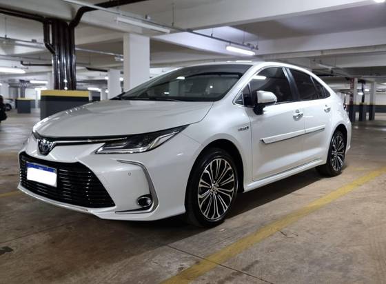 TOYOTA COROLLA 1.8 VVT-I HYBRID FLEX ALTIS PREMIUM CVT
